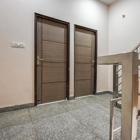 Hotel O Hi Tech Panchkula Eksteriør bilde