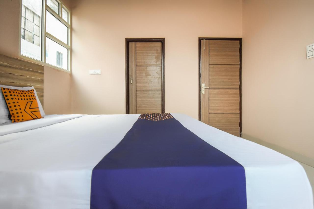 Hotel O Hi Tech Panchkula Eksteriør bilde