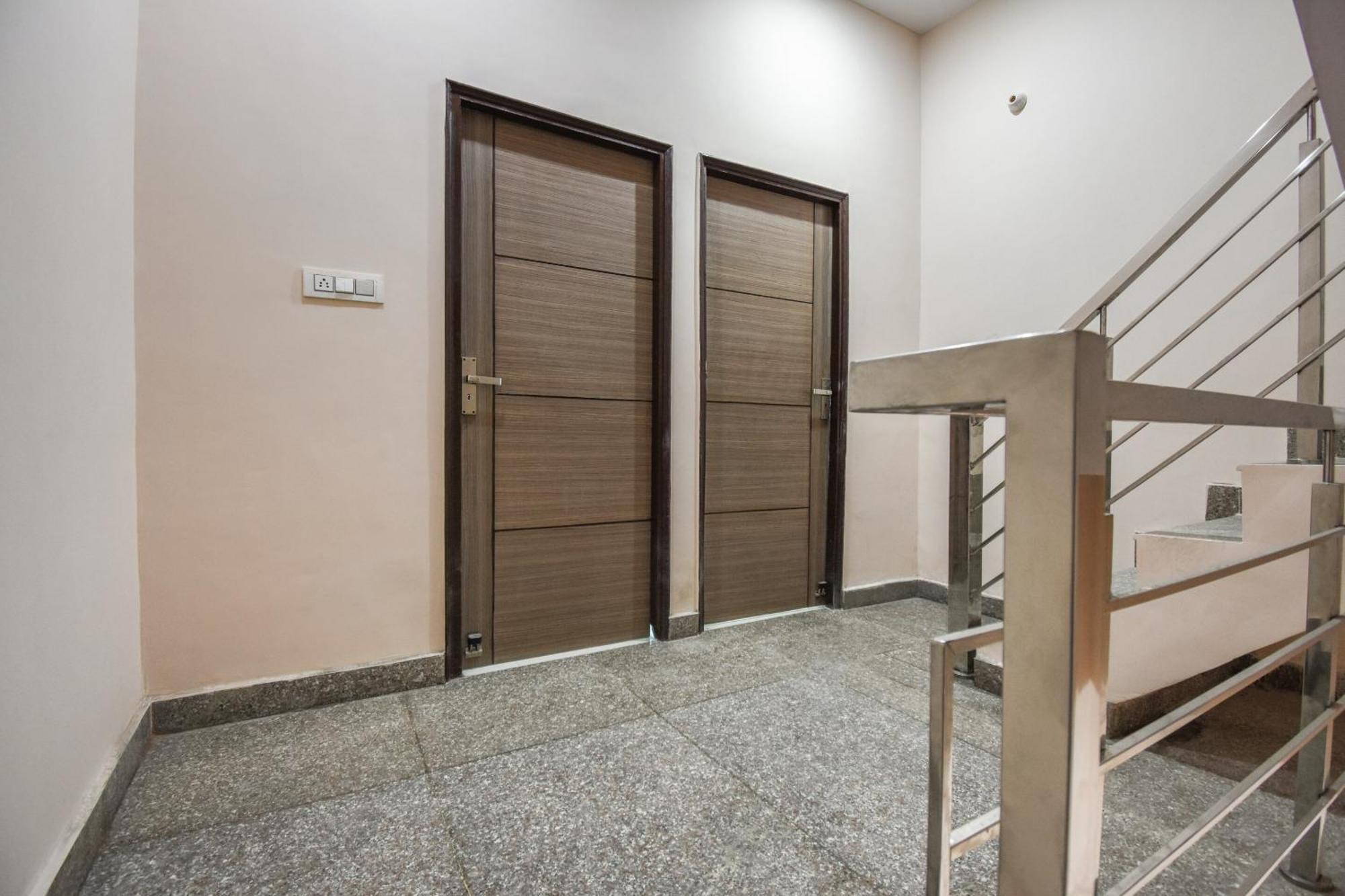 Hotel O Hi Tech Panchkula Eksteriør bilde